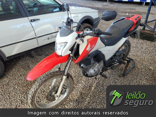 LOTE 005 - HONDA NXR 160 BROS ESDD FLEXONE 2017