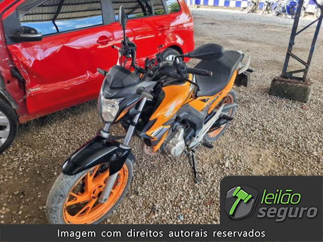 LOTE 049 - HONDA CB 250 F TWISTER ABS 2019