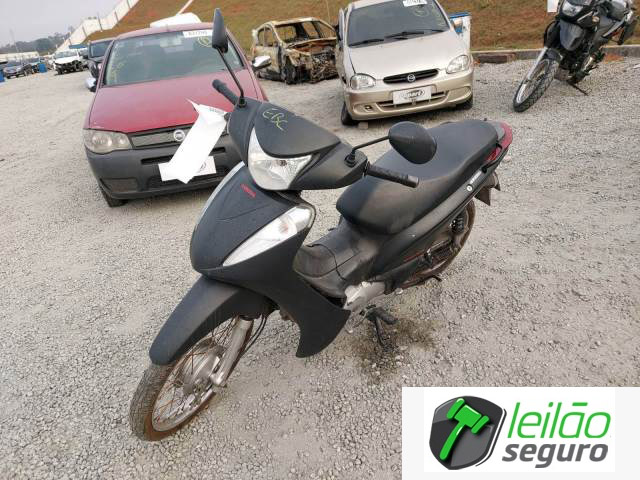 LOTE 001 - BIZ 125 ES MIX 2015